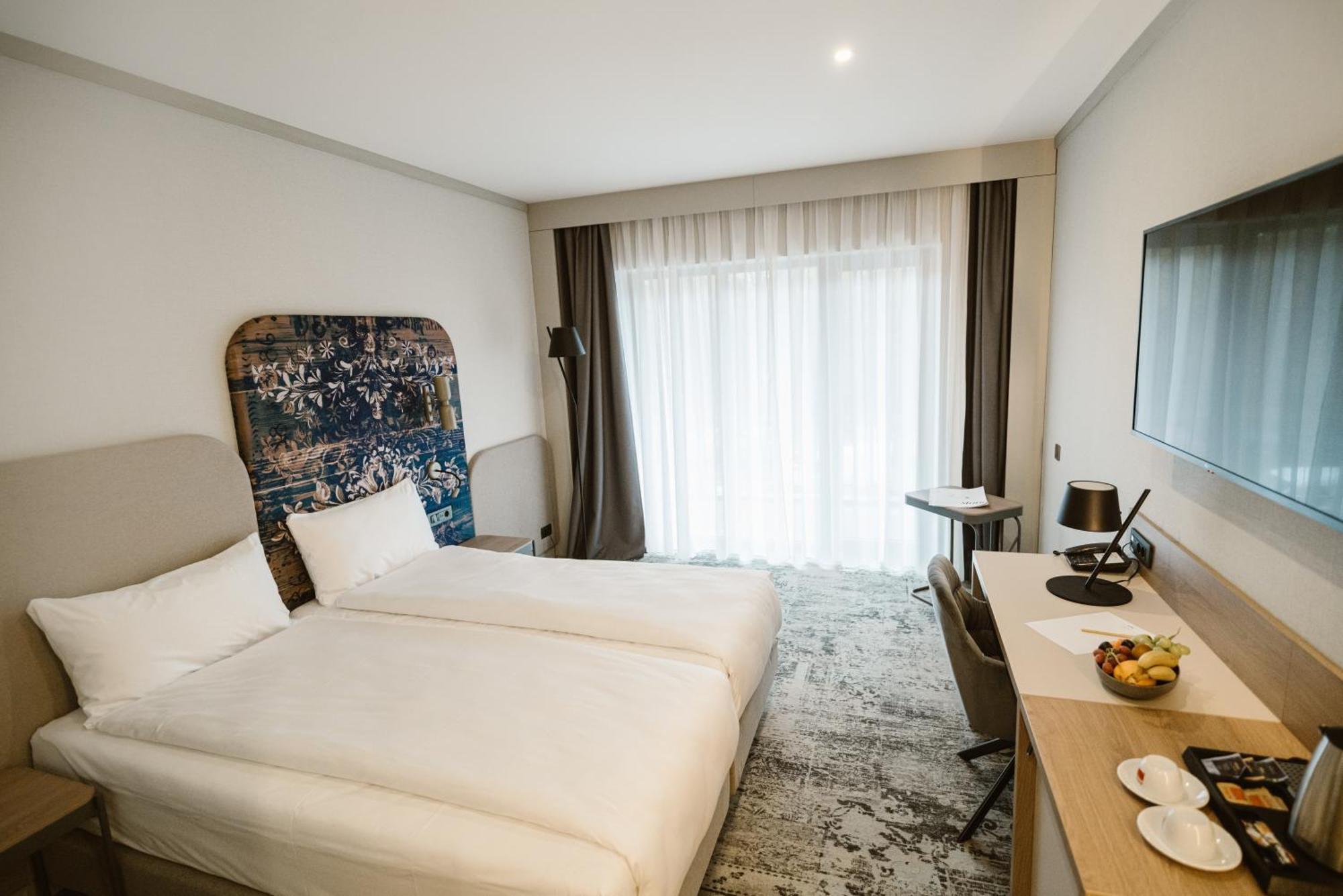 Mercure Arsenal Hotel 4*